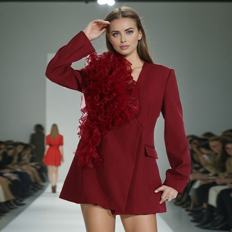 High-End-Anzug mit Blüten-Spleißen für Frauen